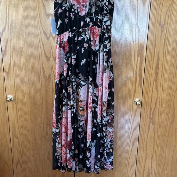 🆕 Alexa B. Nites shimmer maxi dress - Picture 7 of 10